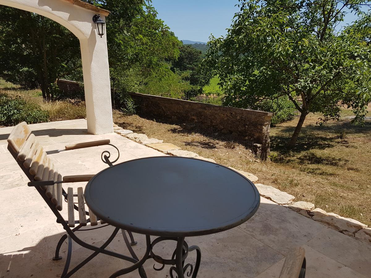 Le Domaine Saint Martin Bed & Breakfast Flassans-sur-Issole Ngoại thất bức ảnh
