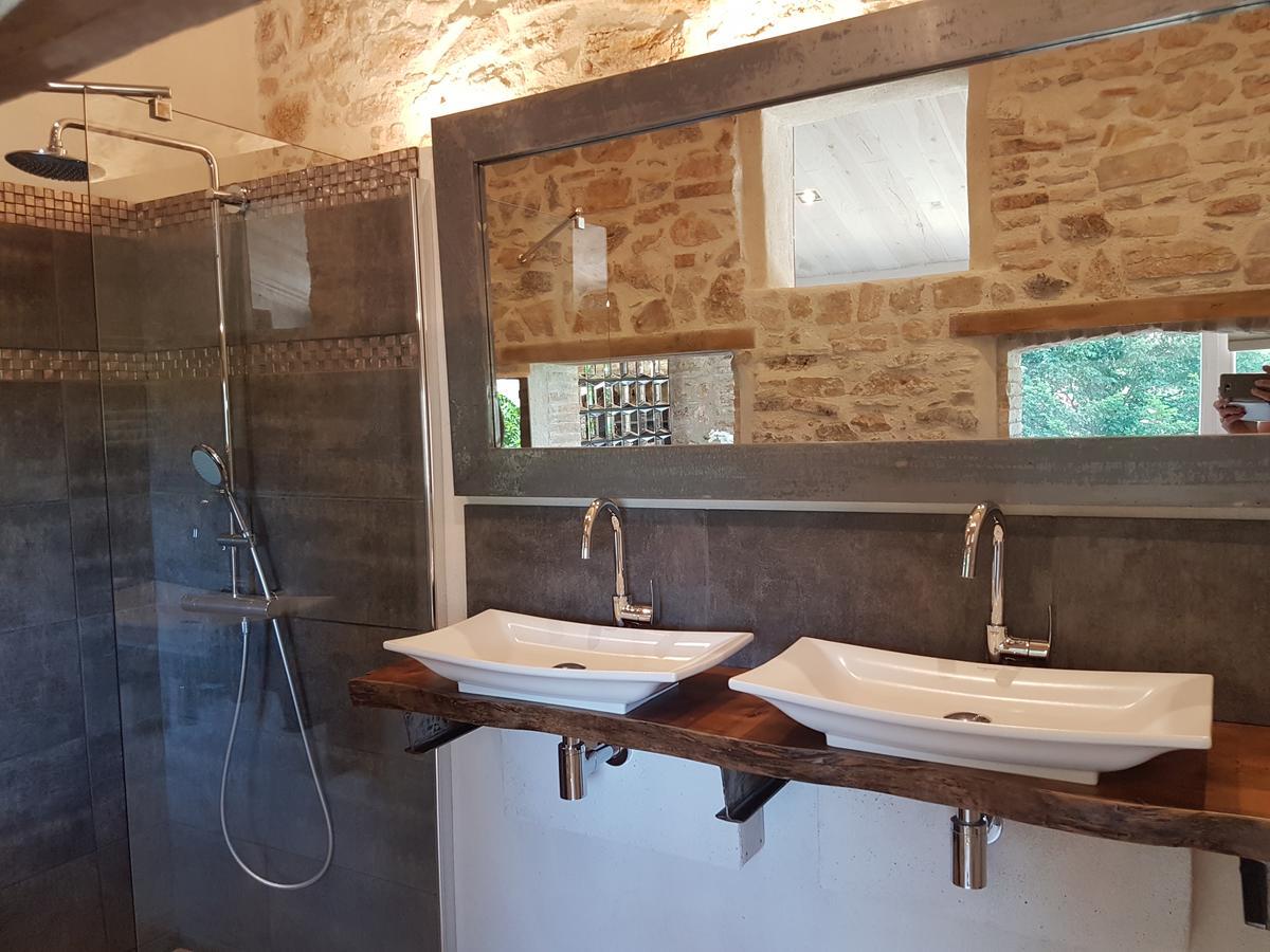 Le Domaine Saint Martin Bed & Breakfast Flassans-sur-Issole Ngoại thất bức ảnh
